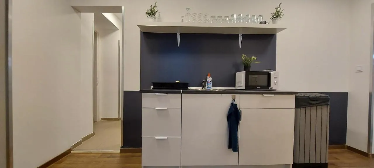 بودابست K21 Party Apartment Hotel With Inhouse Ruin Pub